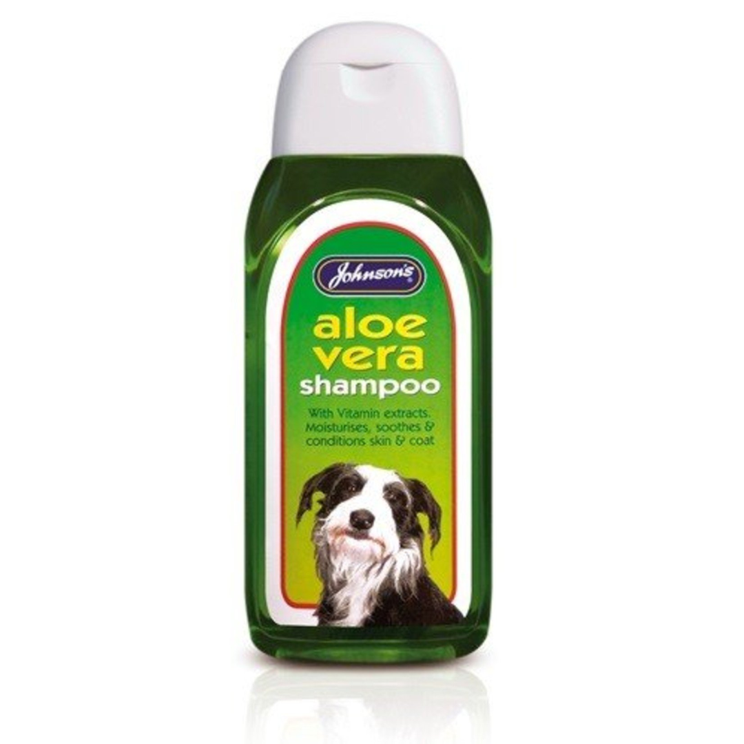 JOHNSONS ALOE VERA SHAMPOO 200ML